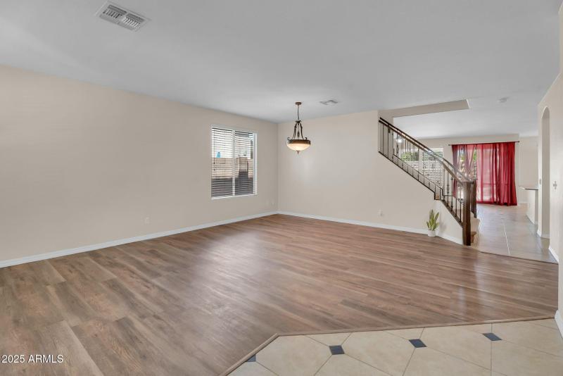 Living room/Dining room