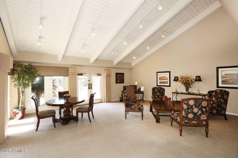 Marquessa-West Club Room w-access to Cou