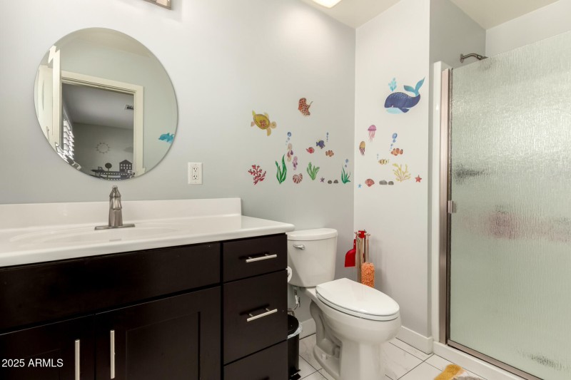 Ensuite Bathroom with Shower