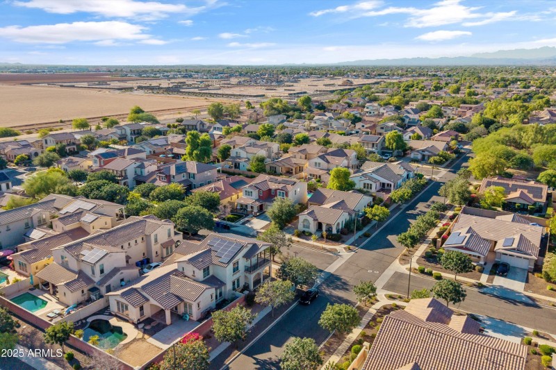 64-DJI_20250804173628_0138_D