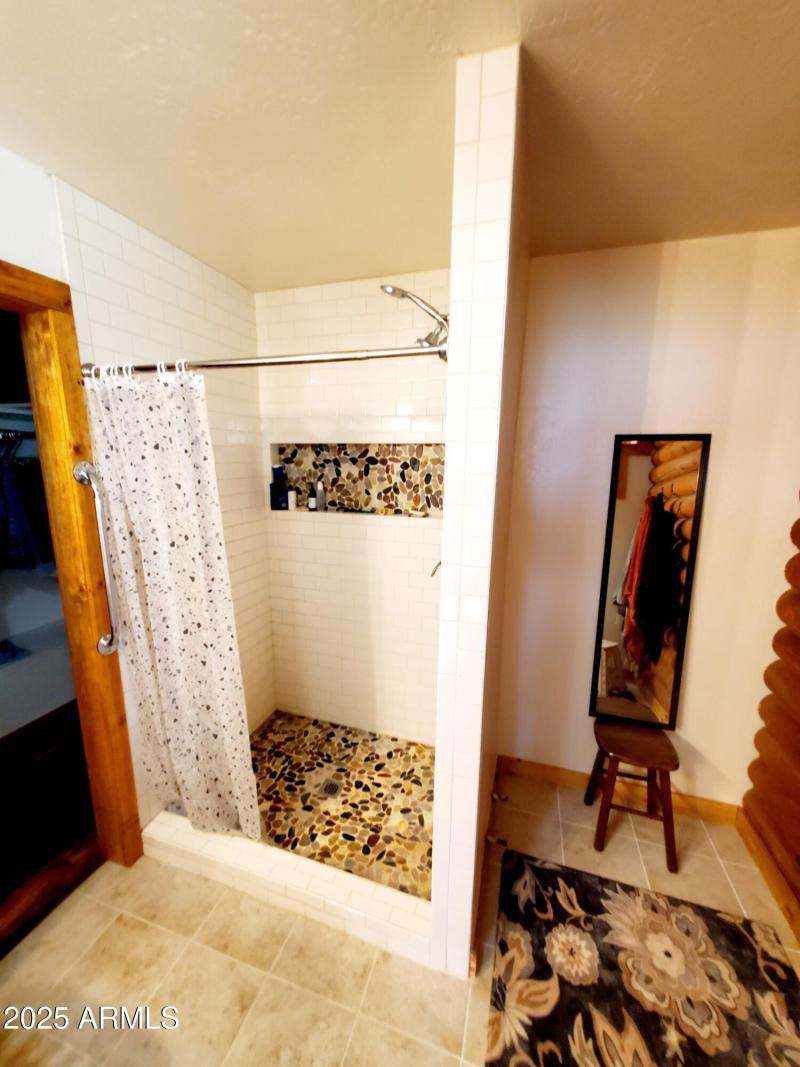 20250806_103706_resized