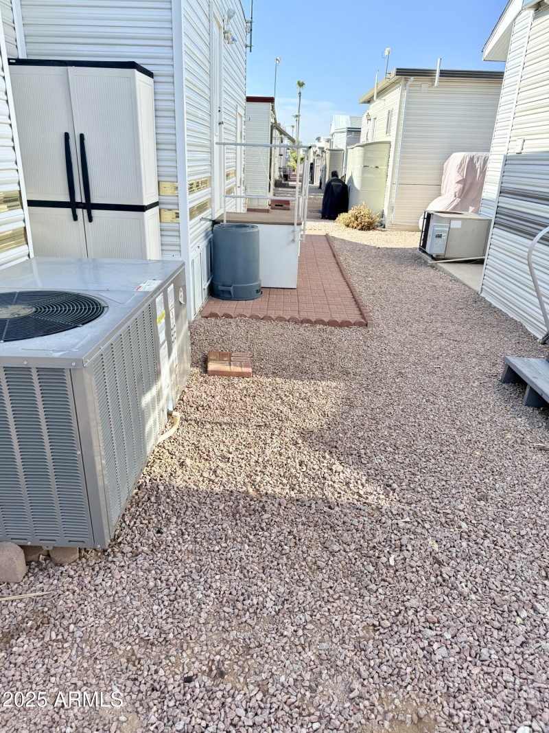 7750 E Broadway Rd #330