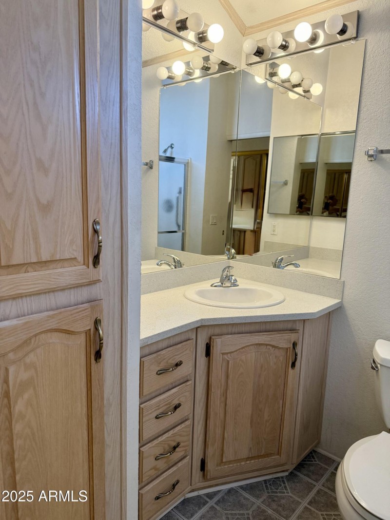 7750 E Broadway Rd #330