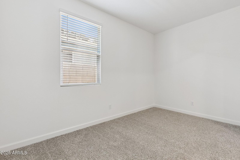 22-web-or-mls-17824-w-vogel-ave-lot-165-