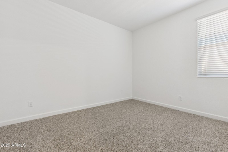 24-web-or-mls-17824-w-vogel-ave-lot-165-