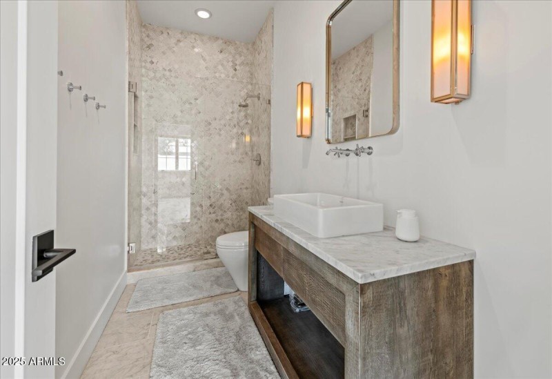 25-4569 E Lafayette Blvd 25