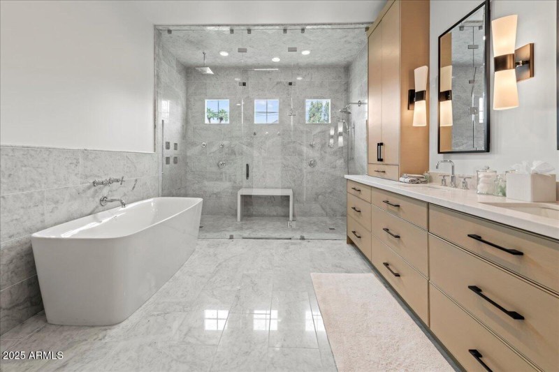 34-4569 E Lafayette Blvd 34