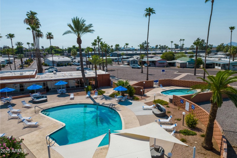 32_40_44_28_32_34_dji_0252-hdr