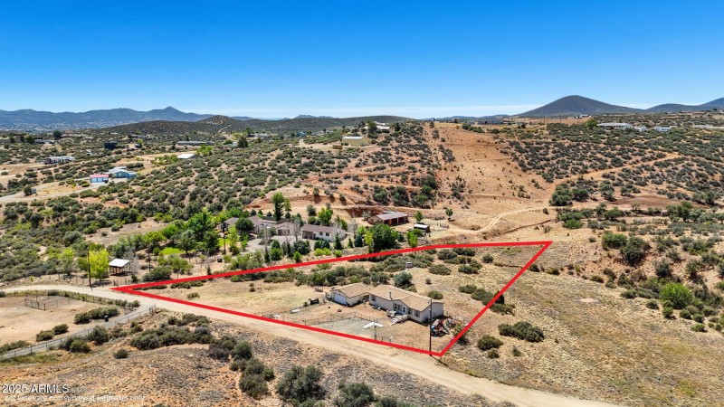 27-Aerial (2) Lot Lines