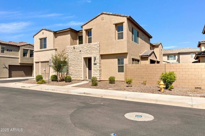 679 E Furness Dr Unit 101-4