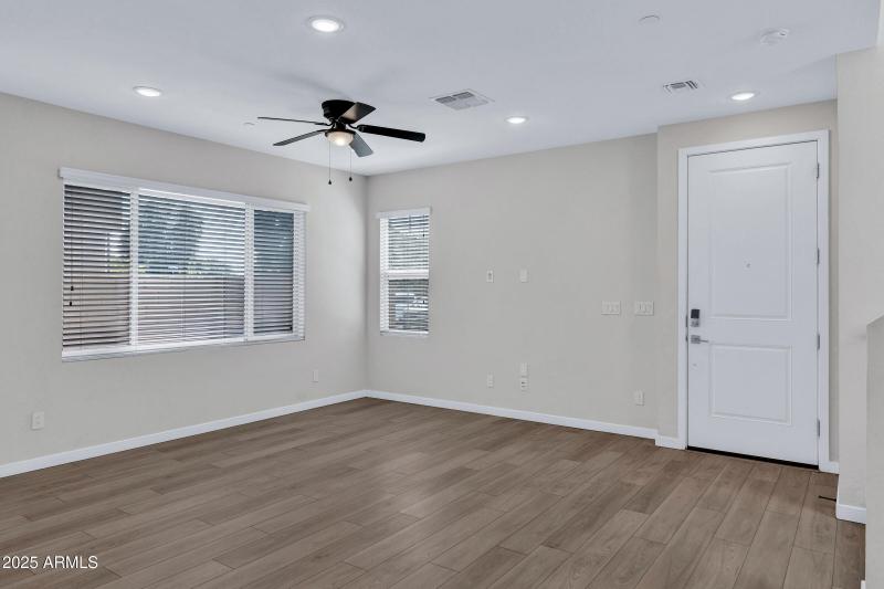 679 E Furness Dr Unit 101-7