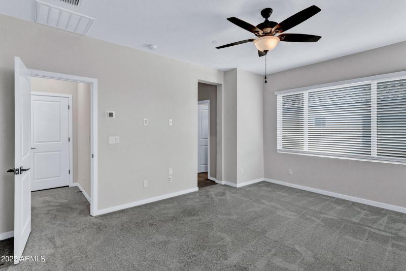 679 E Furness Dr Unit 101-25