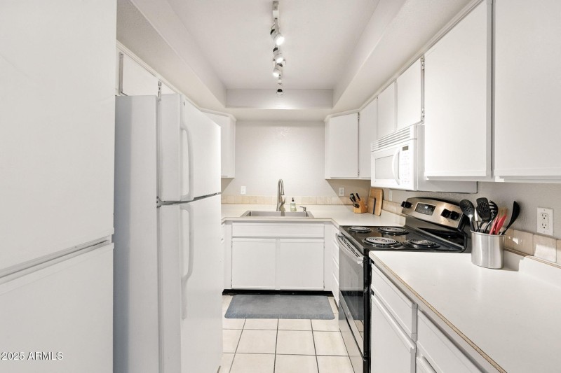 14-web-or-mls-Orchid-14