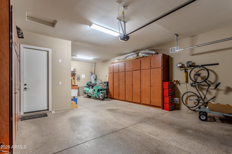 Tandem Garage with Cabinets 2