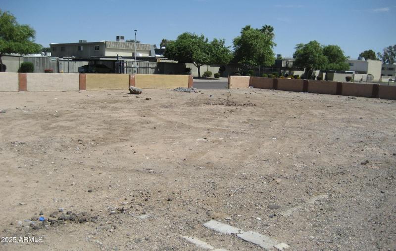 VIEW TO EAST ELM ST IMG_3314