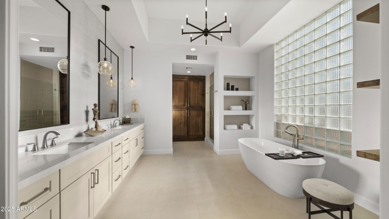 Spa-Inspired Bath Sanctuary