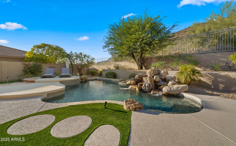 Sparkling Pool with Water Feature