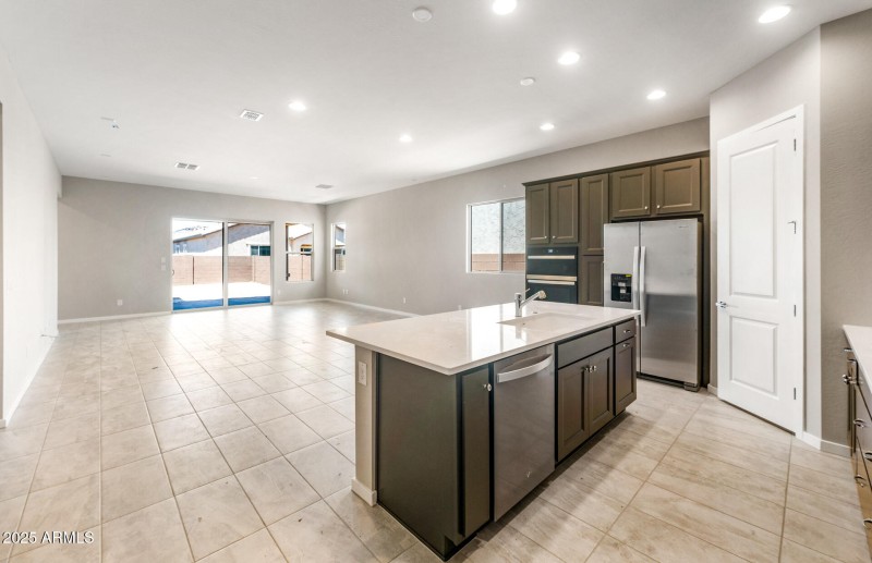 Kitchen/Cafe/Gathering Room