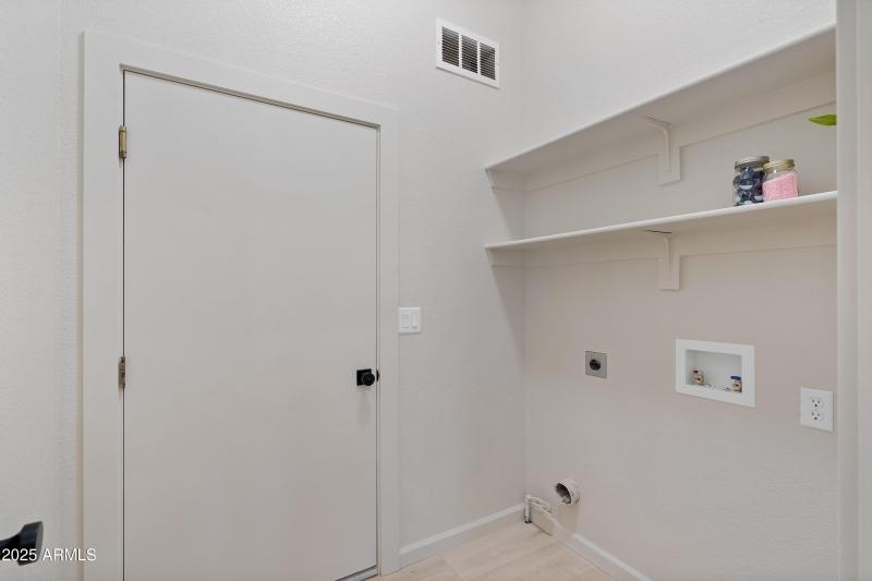 Laundry Room to Garage