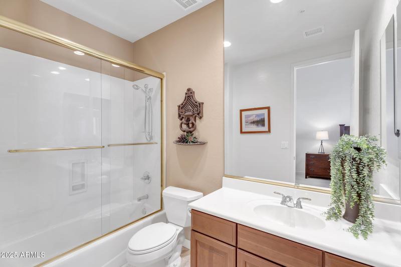 56-web-or-mls-99th-55