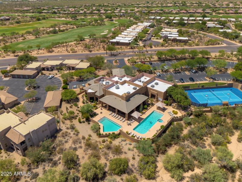 107-web-or-mls-CommunityDrone-02