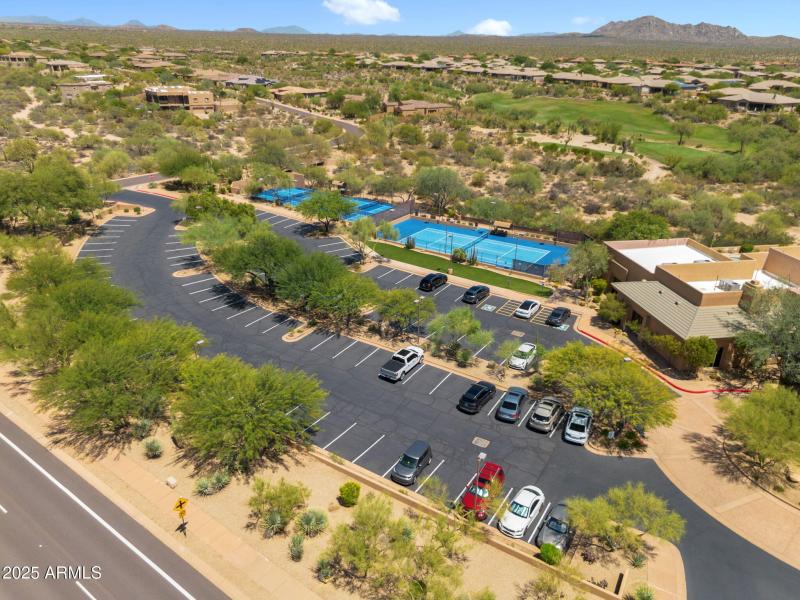 114-web-or-mls-CommunityDrone-09