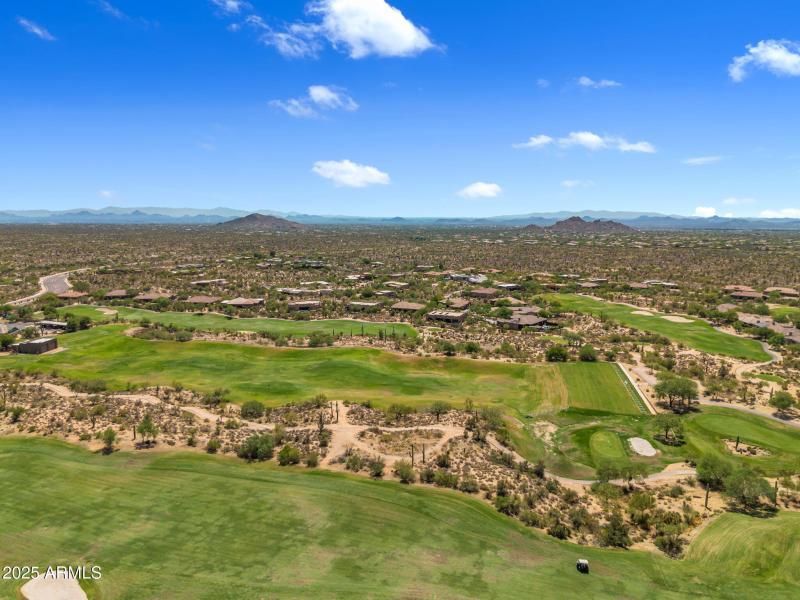 117-web-or-mls-CommunityDrone-12