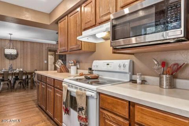 0e230421-cce3-455d-9ce3-59661b591613