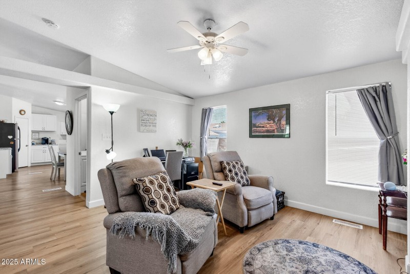 20_16101_El_Mirage_35320_mls