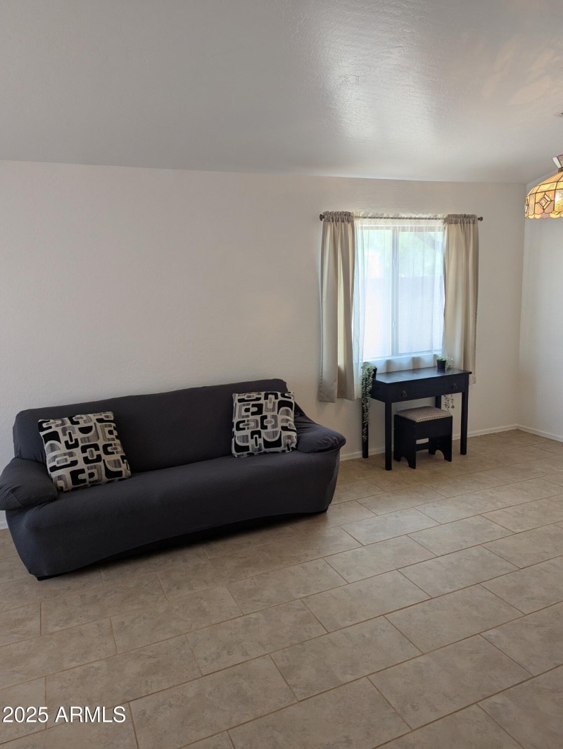 PXL_20250807_225305887