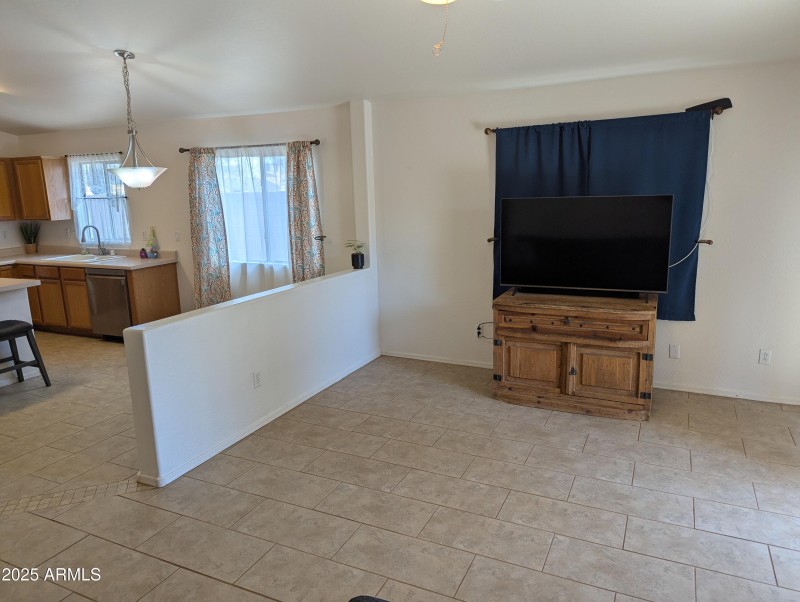 PXL_20250807_225558289