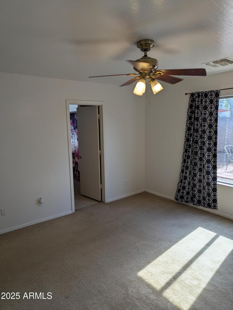 PXL_20250807_225930871