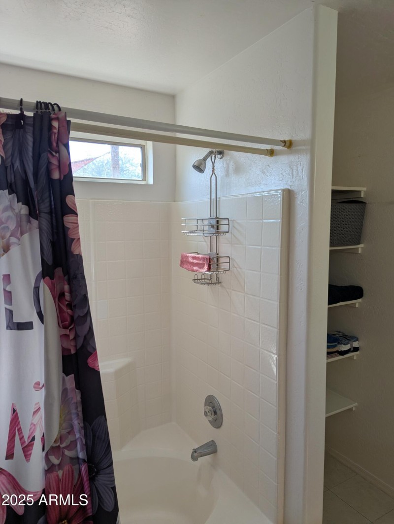 PXL_20250807_230049940