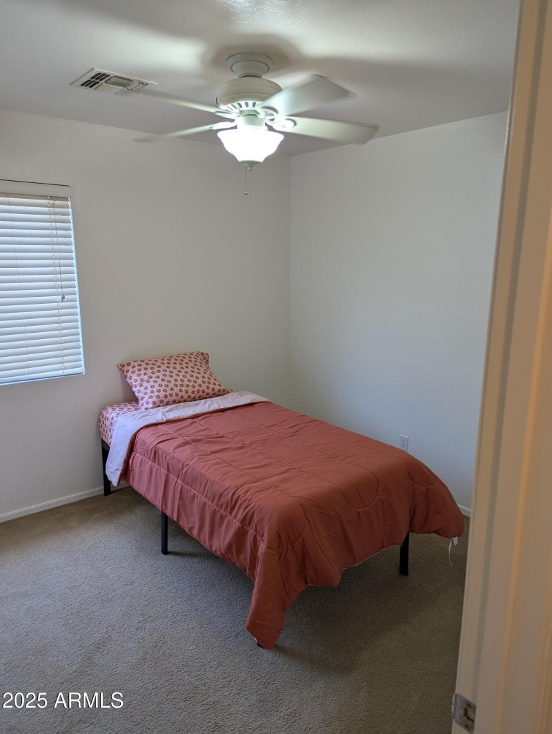 PXL_20250807_230138810