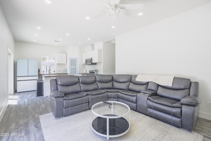 Guest House Family Room