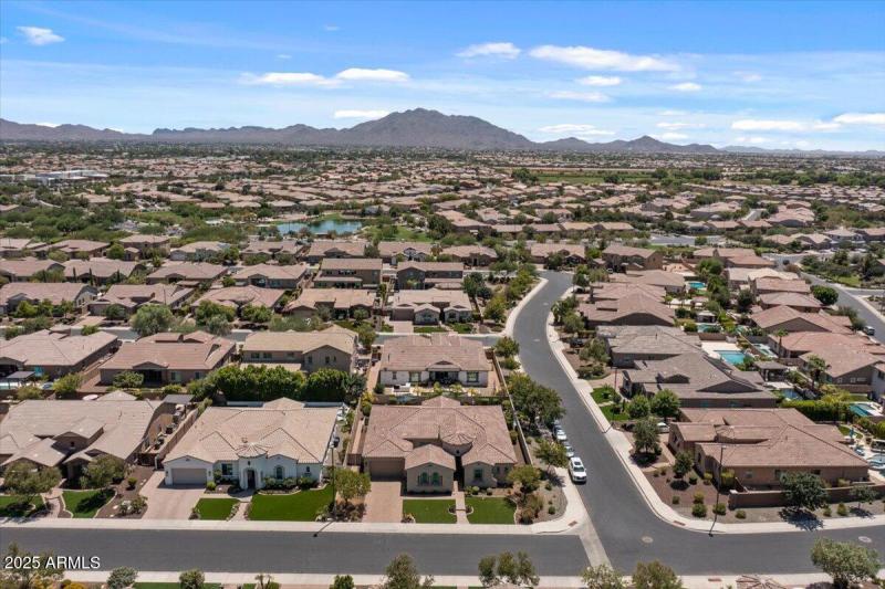 01-Aerial front of home