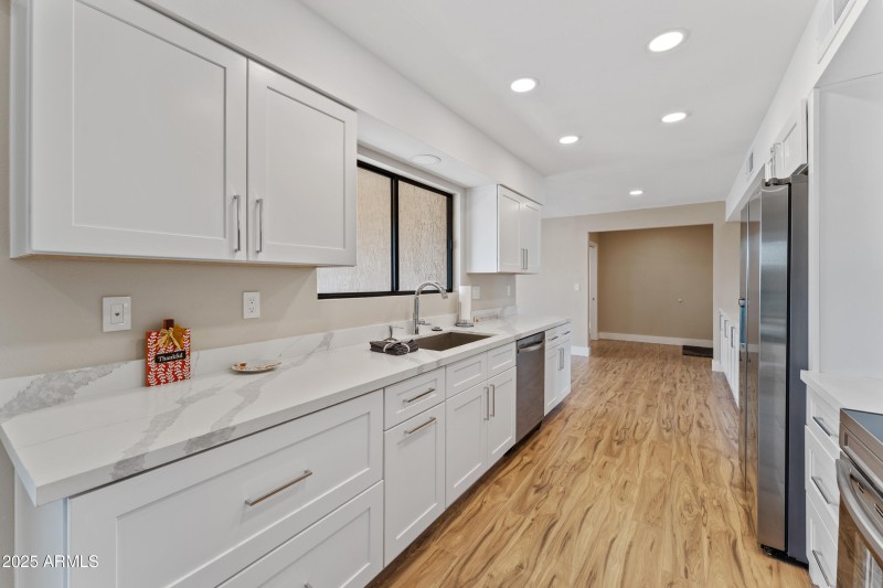 11-8463 E. Natal Cir., Mesa, AZ 85209-oc