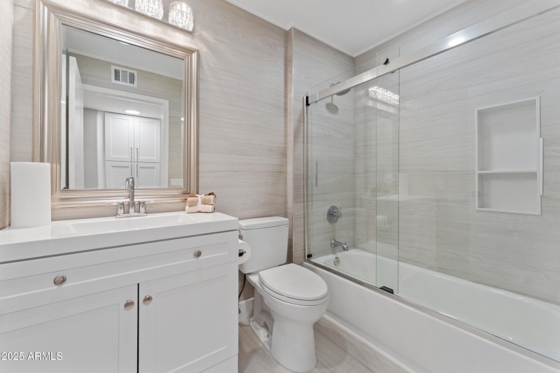 29-8463 E. Natal Cir., Mesa, AZ 85209-oc