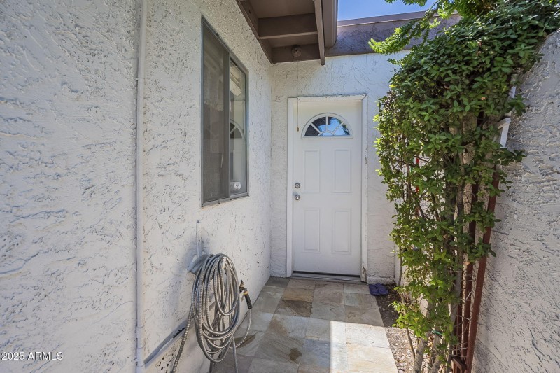 40-web-or-mls-Via De La Luna-40