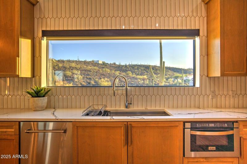 25 View window at Kitchen sink