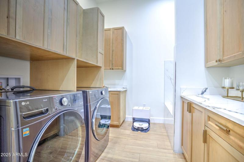 31 Laundry Room