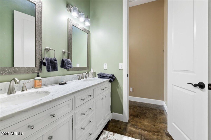 23-Secondary Bathroom