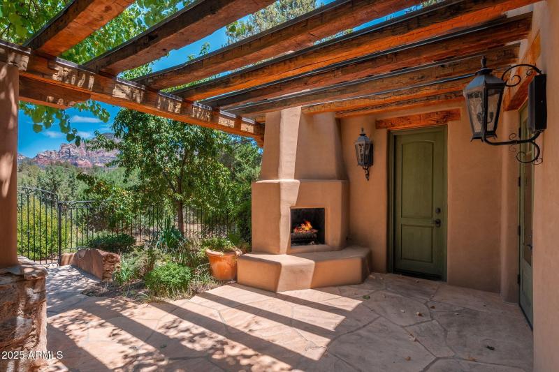Casita outdoor Fireplace