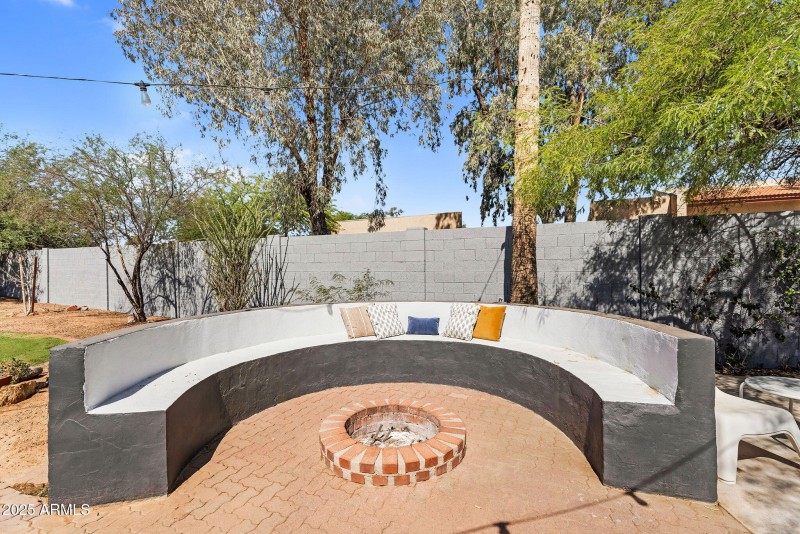 Backyard Fire Pit