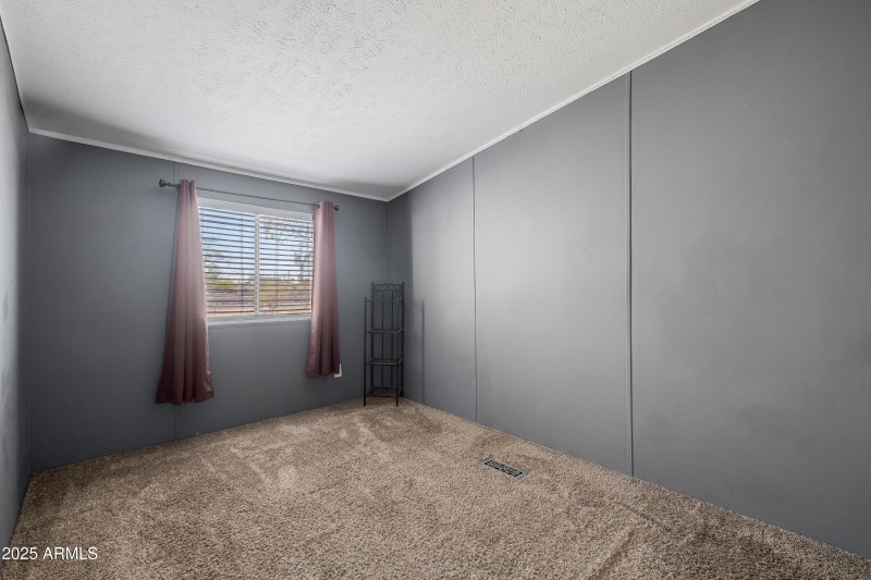 bonnie second bedroom