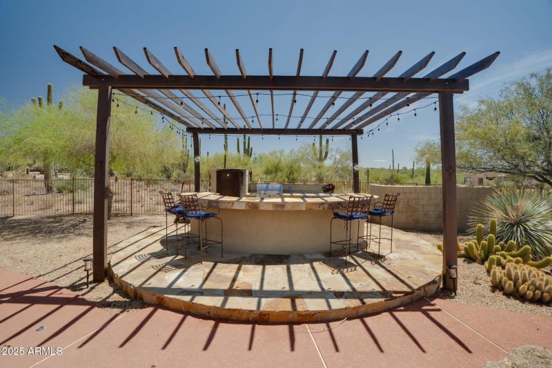 6611 Belly up to the bar