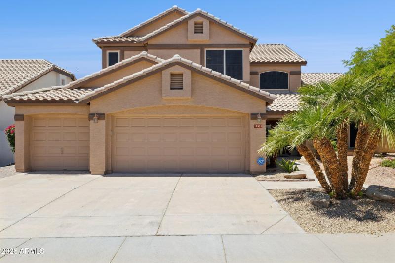 1-web-or-mls-16630-n-61st-pl