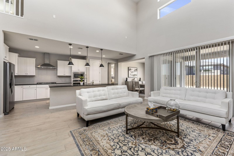 Large Living area flows to covered patio