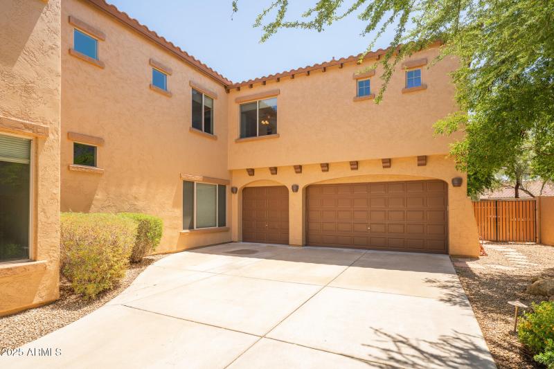 DSC01023-Enhanced-NR