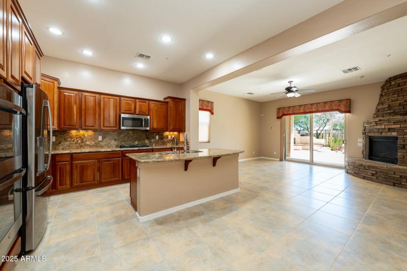 DSC01084-Enhanced-NR